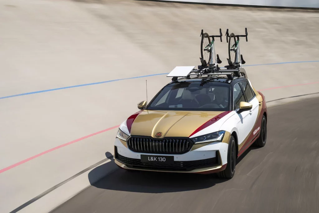 Škoda L&K 130: el 'coche de los estudiantes' pensado para ayudar a los ciclistas 1 Motor16 SKODA COCHE ESTUDIANTES 13 Motor16