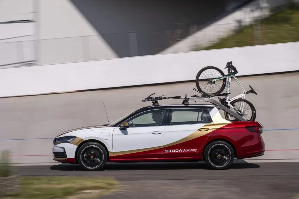 Škoda L&K 130: el 'coche de los estudiantes' pensado para ayudar a los ciclistas 18 Motor16 SKODA COCHE ESTUDIANTES 14 Motor16