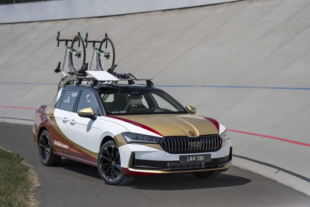 Škoda L&K 130: el 'coche de los estudiantes' pensado para ayudar a los ciclistas 9 Motor16 SKODA COCHE ESTUDIANTES 5 Motor16