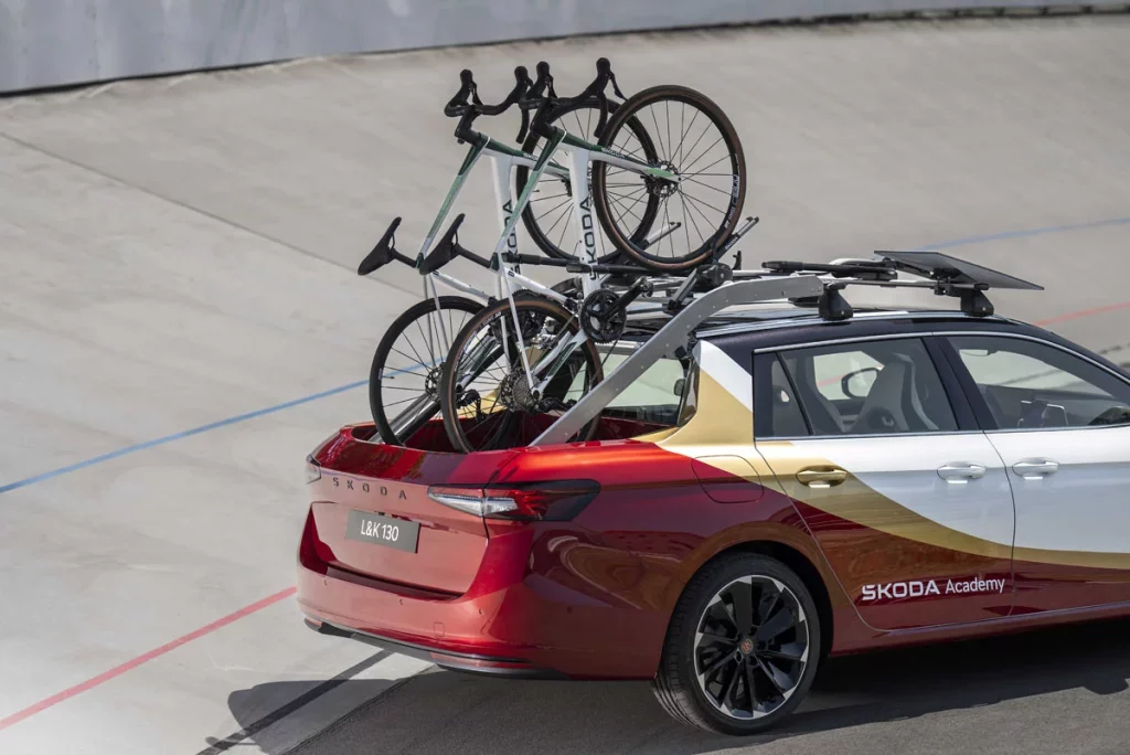 Škoda L&K 130: el 'coche de los estudiantes' pensado para ayudar a los ciclistas 11 Motor16 SKODA COCHE ESTUDIANTES 7 Motor16