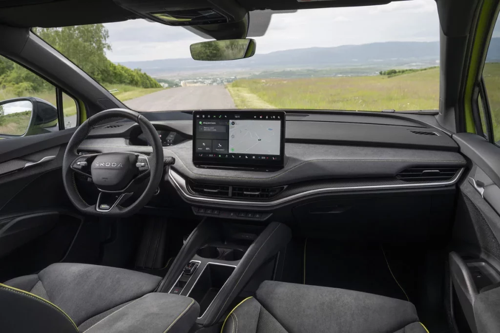SKODA ELROQ RS 19 Motor16