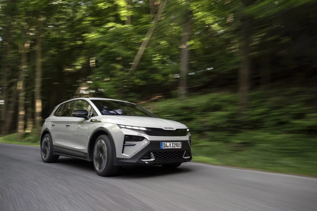 SKODA ELROQ RS 3 Motor16