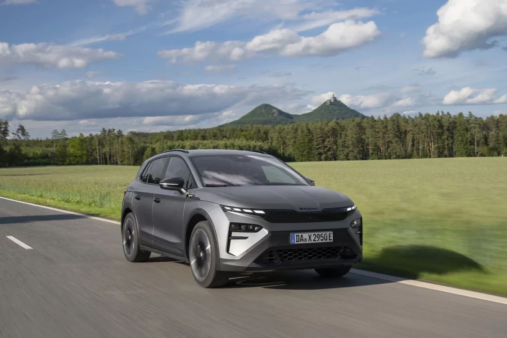 SKODA ELROQ RS 32 Motor16