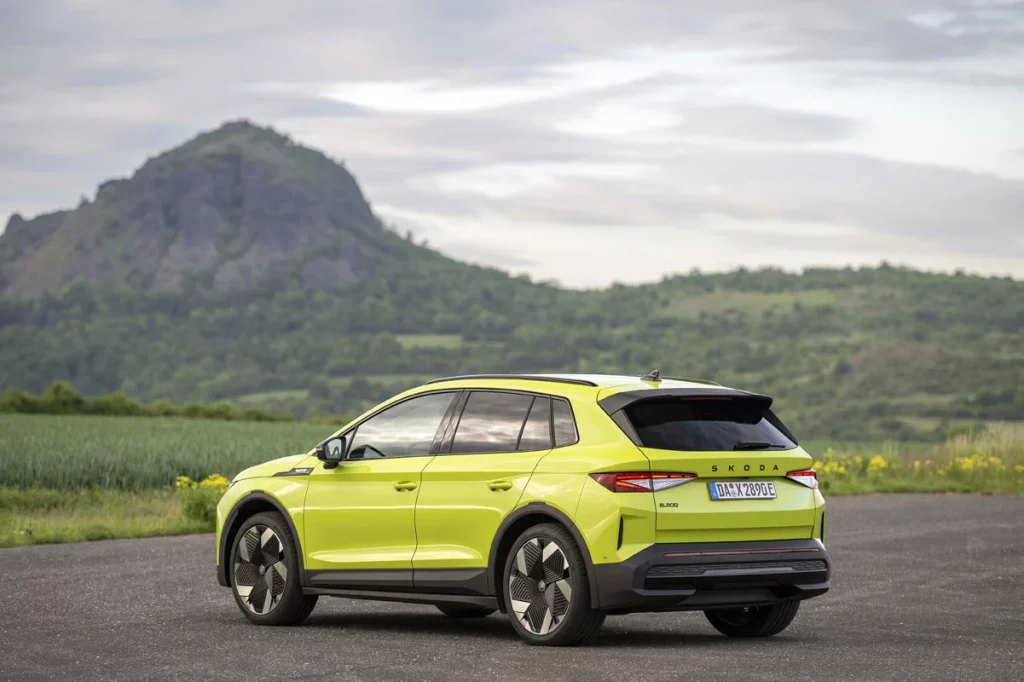 SKODA ELROQ RS 46 Motor16