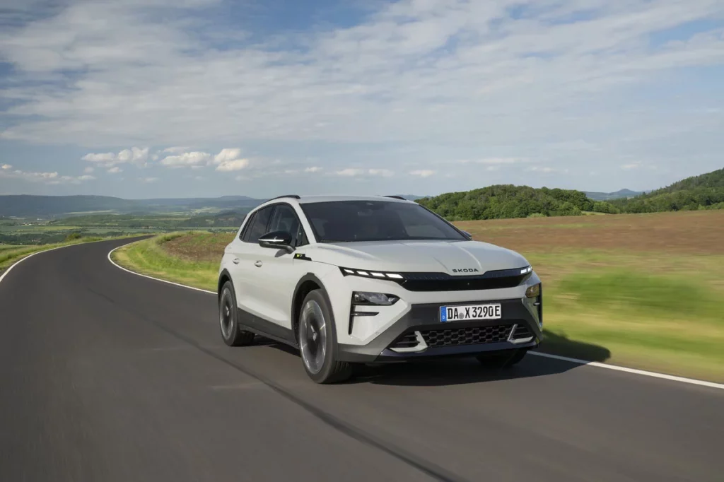 SKODA ELROQ RS 52 Motor16