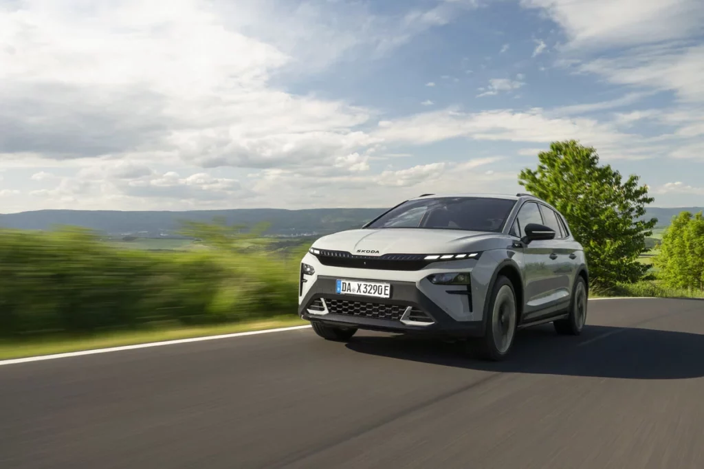 SKODA ELROQ RS 54 Motor16