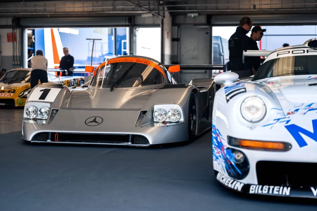 Supercar Driver’s Secret Meet 2025: la reunión ‘secreta’ de supercoches vuelve a Silverstone 2 Motor16 Supercar Drive Secret Meet 2025 (2)