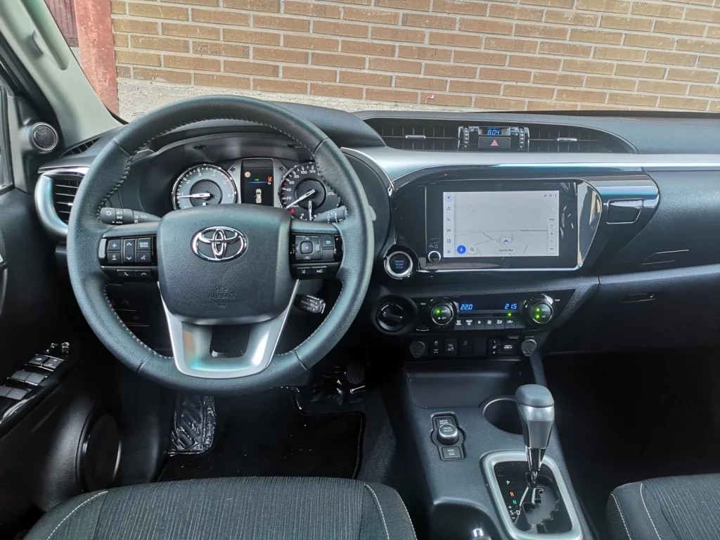 Prueba del Toyota Hilux VXL 2.8 48V: Apuesta segura, y con etiqueta Eco 3 Motor16 Toyota Hilux hibrido prueba 14 Motor16