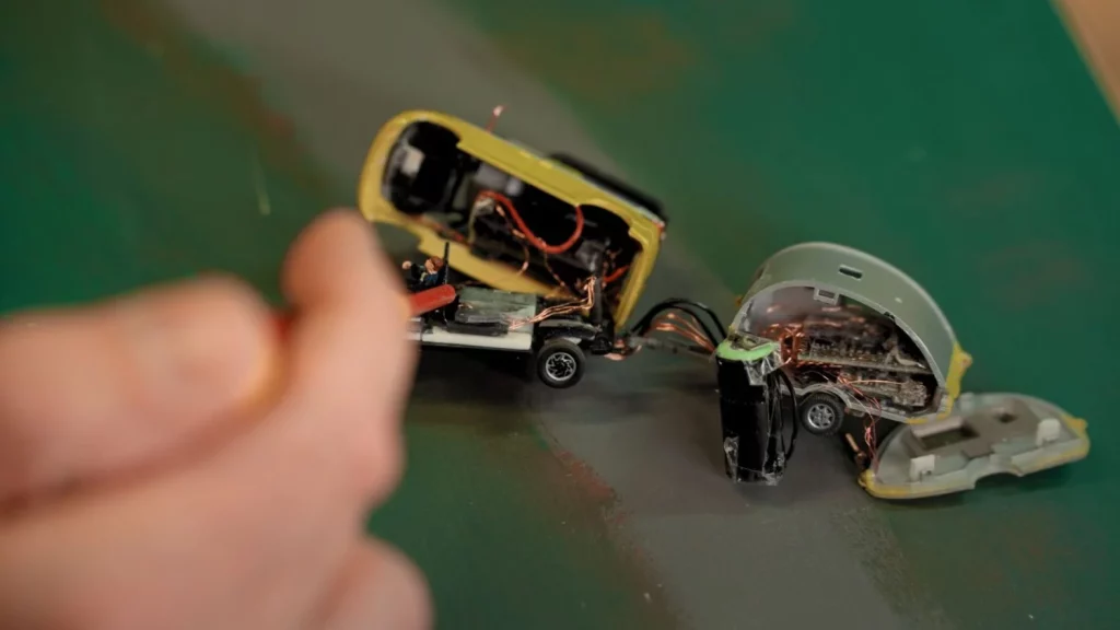 Volkswagen ya tiene un ID. Buzz en miniatura totalmente funcional 5 Motor16 VOLKSWAGEN ID. BUZZ MINIATUR WUNDERLAND HAMBURGO4 Motor16