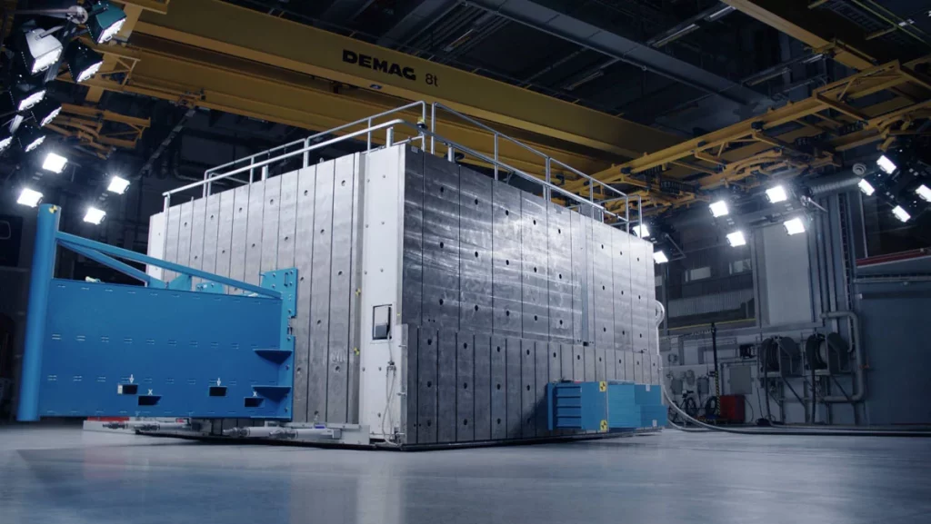 Volvo reinventa el cinturón de seguridad 7 Motor16 VOLVO SAFETY CENTRE 1 Motor16