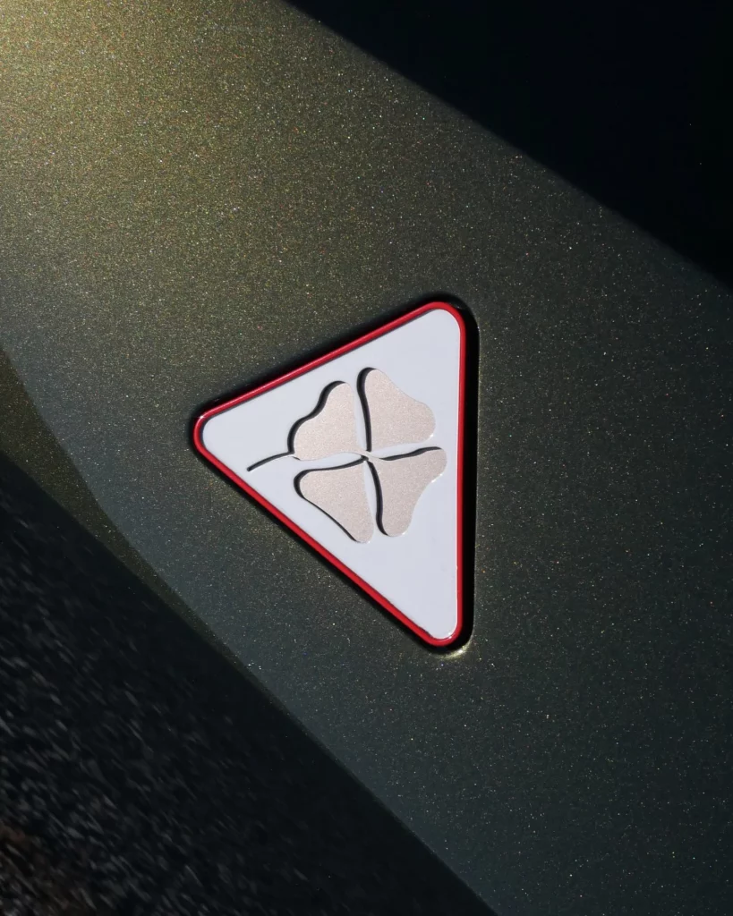 El Alfa Romeo Giulia GT Veloce recibe dos nuevos restomods: Totem GTSuper Persephone y Totem GTElectric Gaia 12 Motor16 alfa romeo giulia gt veloce totem 26 Motor16