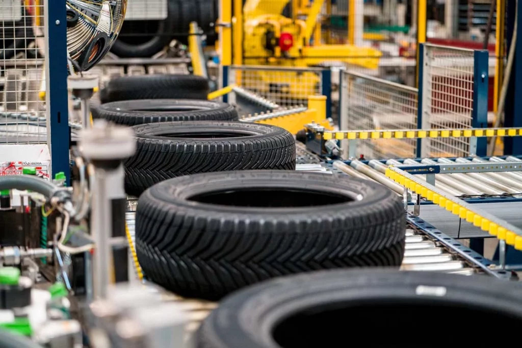 Michelin Primacy 5, más lejos, más seguro, más silencioso... y fabricado en Valladolid 15 Motor16 asrs vld 3 Motor16
