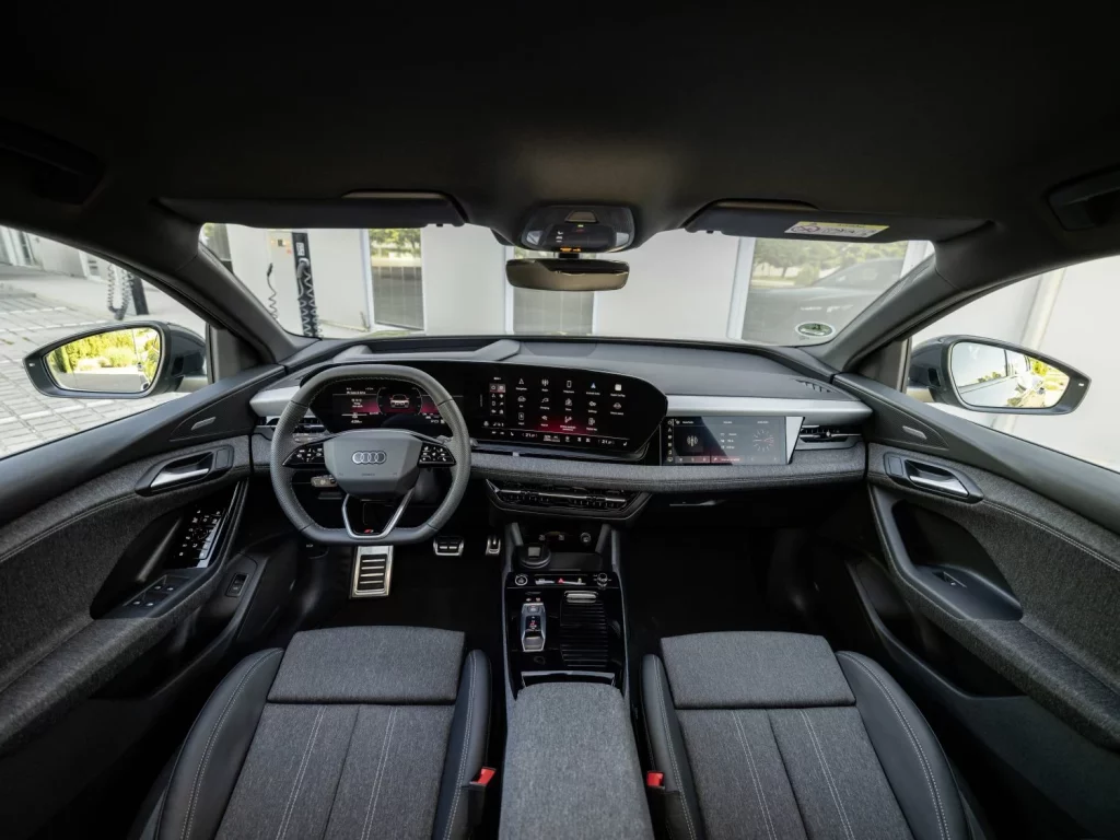 Primera prueba del Audi Q6 Sportback e-tron: Un SUV con 654 km de autonomía eléctrica 55 Motor16 Primera prueba del Audi Q6 Sportback e-tron: Un SUV con 654 km de autonomía eléctrica