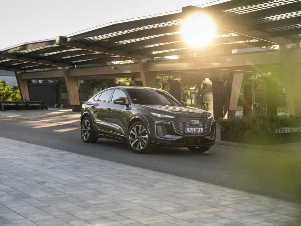 Primera prueba del Audi Q6 Sportback e-tron: Un SUV con 654 km de autonomía eléctrica 40 Motor16 Primera prueba del Audi Q6 Sportback e-tron: Un SUV con 654 km de autonomía eléctrica