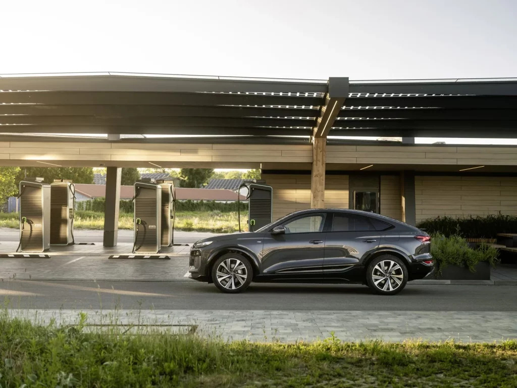Primera prueba del Audi Q6 Sportback e-tron: Un SUV con 654 km de autonomía eléctrica 38 Motor16 Primera prueba del Audi Q6 Sportback e-tron: Un SUV con 654 km de autonomía eléctrica