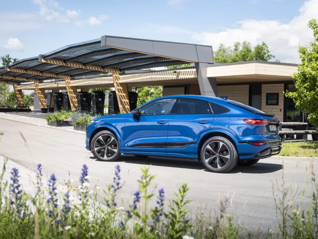 Primera prueba del Audi Q6 Sportback e-tron: Un SUV con 654 km de autonomía eléctrica 9 Motor16 audi Q6 Sportback 42 Motor16