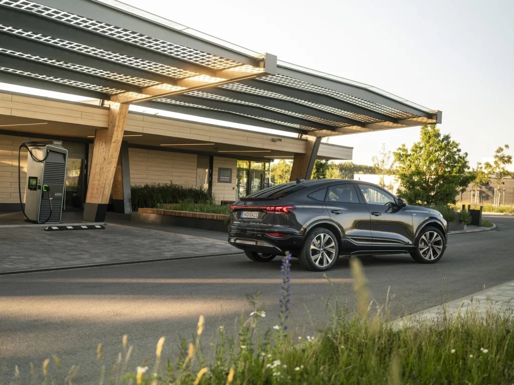 Primera prueba del Audi Q6 Sportback e-tron: Un SUV con 654 km de autonomía eléctrica 36 Motor16 Primera prueba del Audi Q6 Sportback e-tron: Un SUV con 654 km de autonomía eléctrica