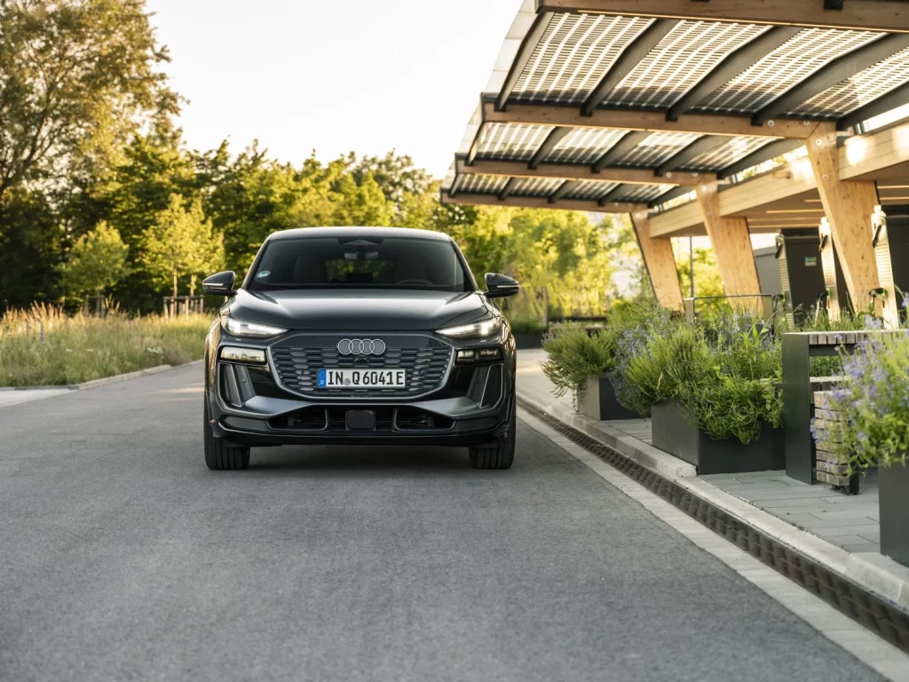 Primera prueba del Audi Q6 Sportback e-tron: Un SUV con 654 km de autonomía eléctrica 35 Motor16 Primera prueba del Audi Q6 Sportback e-tron: Un SUV con 654 km de autonomía eléctrica