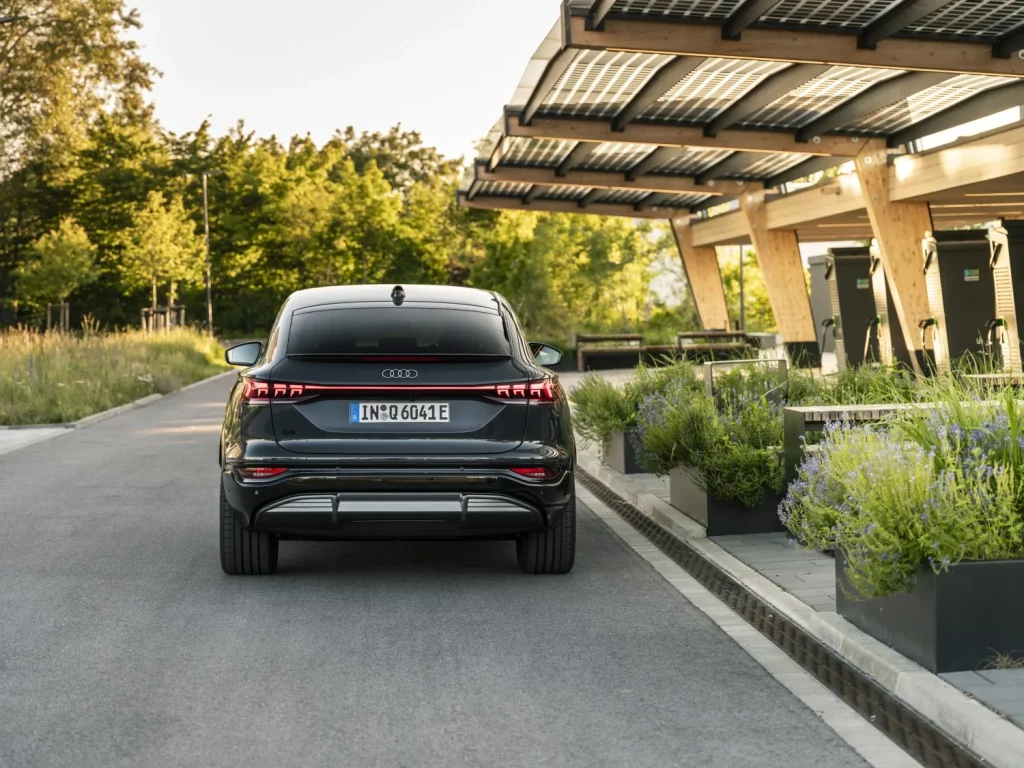 Primera prueba del Audi Q6 Sportback e-tron: Un SUV con 654 km de autonomía eléctrica 34 Motor16 Primera prueba del Audi Q6 Sportback e-tron: Un SUV con 654 km de autonomía eléctrica