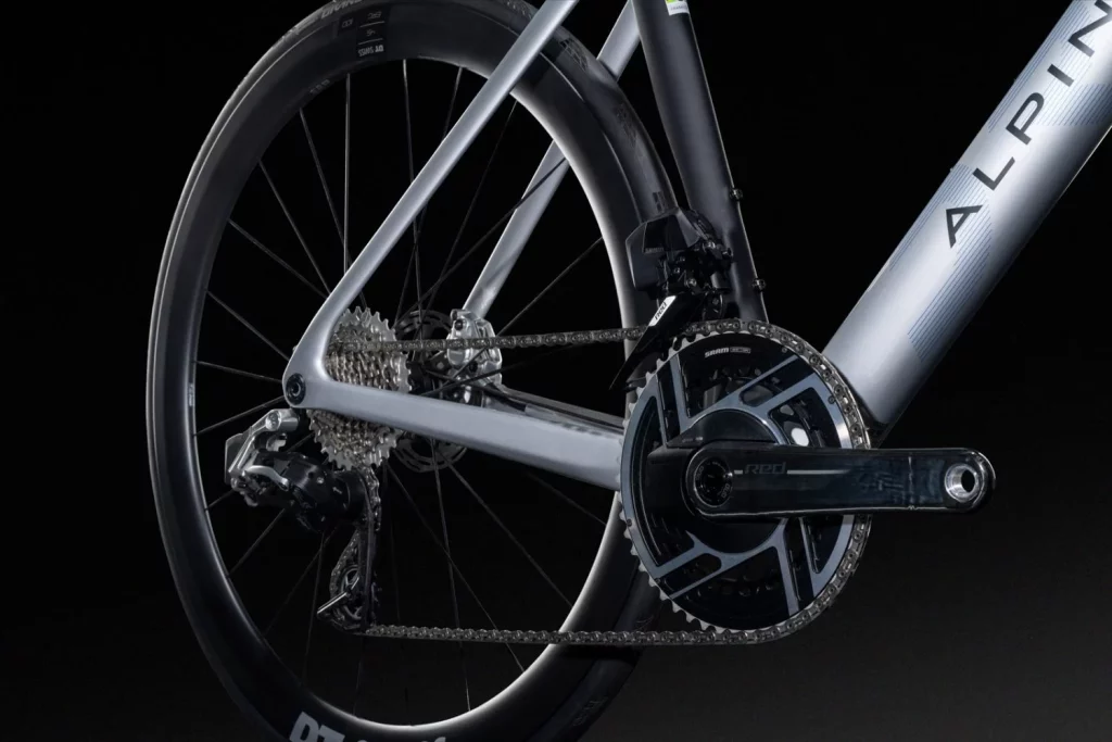 Dos exclusivas bicicletas para celebrar el 70 aniversario de Alpine 18 Motor16 bicis alpine lapierre Xelius DRS SE7 Motor16