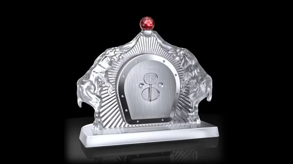 Bugatti, Jacob & Co y Lalique crean el Bugatti Calandre, un reloj más caro que un Porsche 911 GT3 1 Motor16 Bugatti, Jacob & Co y Lalique crean un reloj más caro que un Porsche 911 GT3
