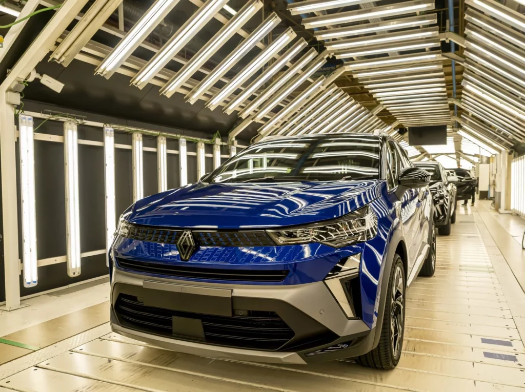 Renault reforzará la planta de Valladolid con más de 300 personas ¿Buscas empleo en automoción? 3 Motor16 fabrica renault valladolid1 Motor16
