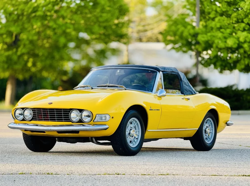 Este Fiat Dino Spider de 1967 es prácticamente un Ferrari de la época, y está a la venta 87 Motor16 Este Fiat Dino Spider de 1967 es prácticamente un Ferrari de la época, y está a la venta
