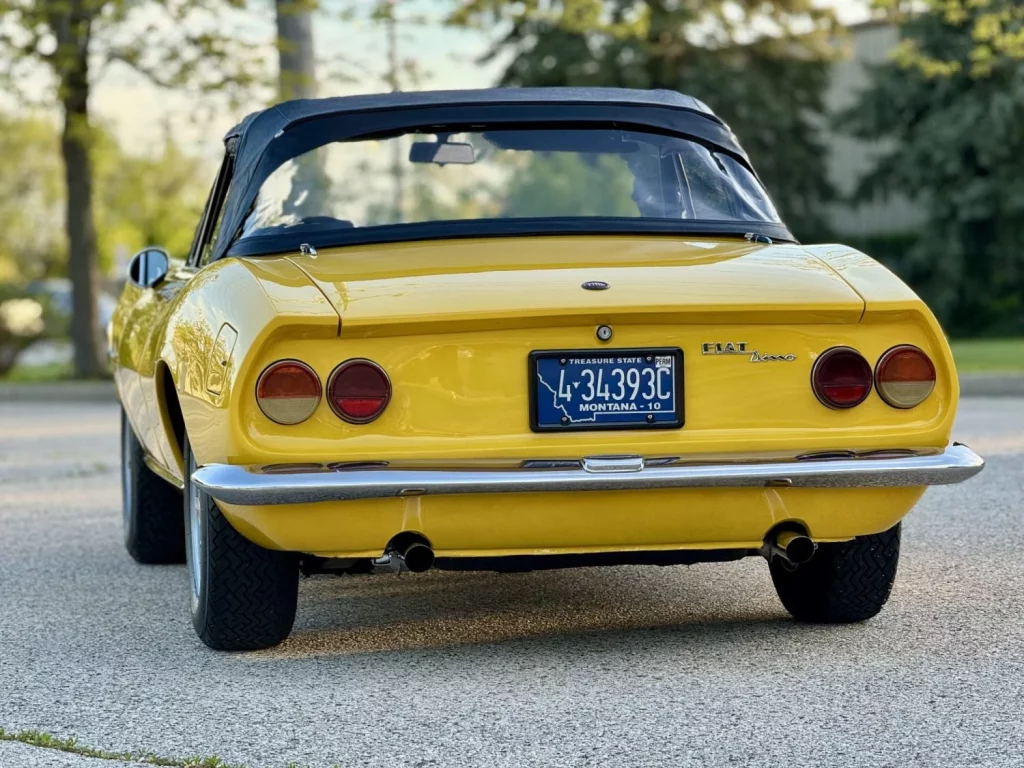 Este Fiat Dino Spider de 1967 es prácticamente un Ferrari de la época, y está a la venta 75 Motor16 Este Fiat Dino Spider de 1967 es prácticamente un Ferrari de la época, y está a la venta