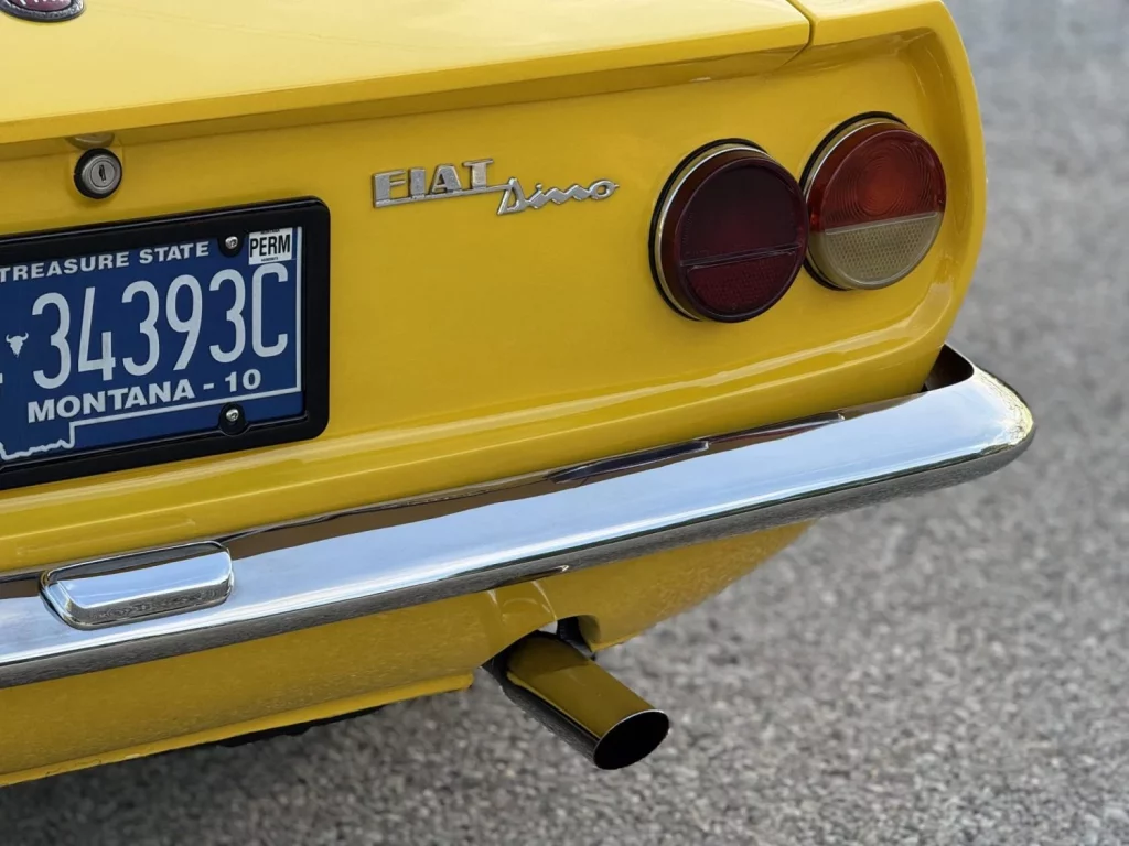 Este Fiat Dino Spider de 1967 es prácticamente un Ferrari de la época, y está a la venta 76 Motor16 Este Fiat Dino Spider de 1967 es prácticamente un Ferrari de la época, y está a la venta