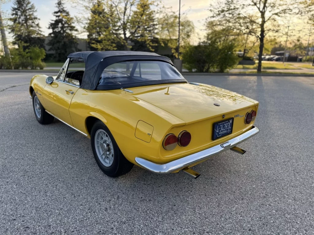 Este Fiat Dino Spider de 1967 es prácticamente un Ferrari de la época, y está a la venta 78 Motor16 Este Fiat Dino Spider de 1967 es prácticamente un Ferrari de la época, y está a la venta