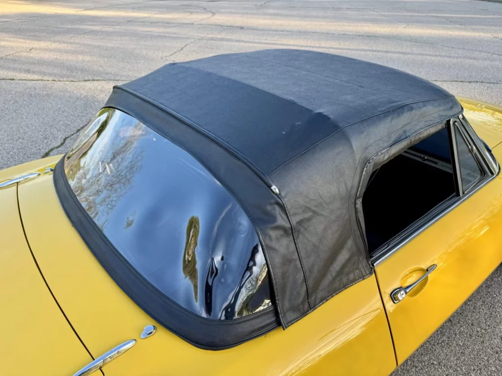 Este Fiat Dino Spider de 1967 es prácticamente un Ferrari de la época, y está a la venta 74 Motor16 fiat dino spider 1967 23 Motor16