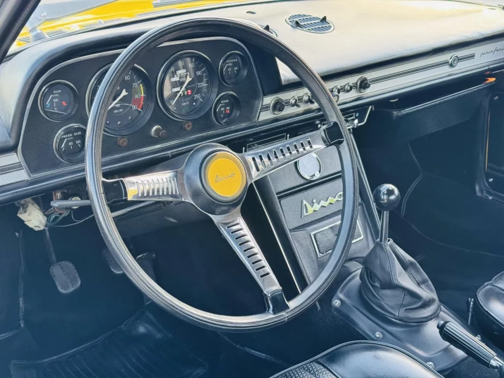 Este Fiat Dino Spider de 1967 es prácticamente un Ferrari de la época, y está a la venta 64 Motor16 fiat dino spider 1967 36 Motor16