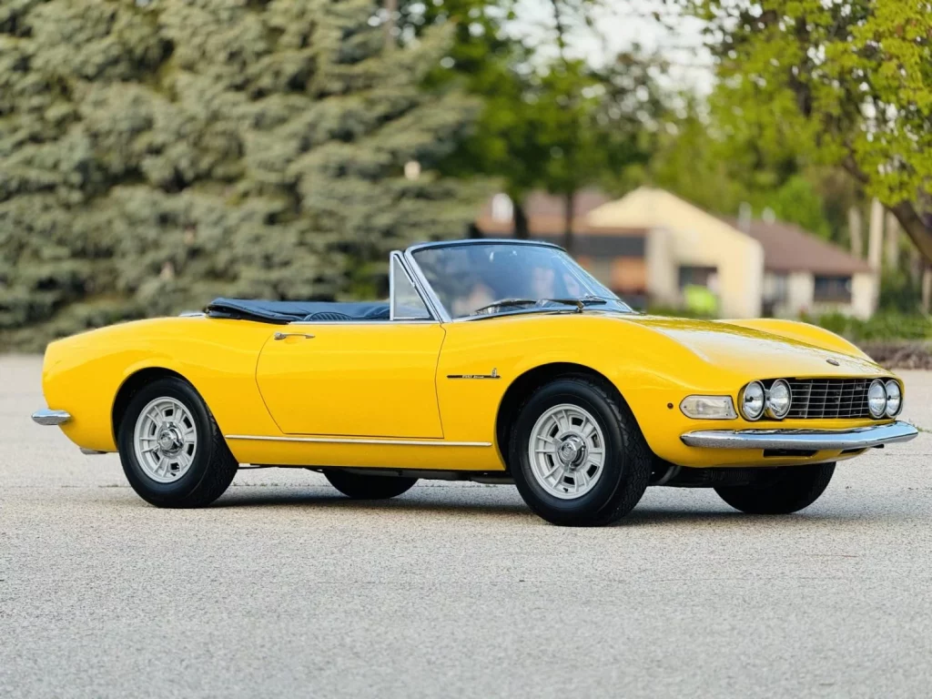 Este Fiat Dino Spider de 1967 es prácticamente un Ferrari de la época, y está a la venta 50 Motor16 fiat dino spider 1967 54 Motor16