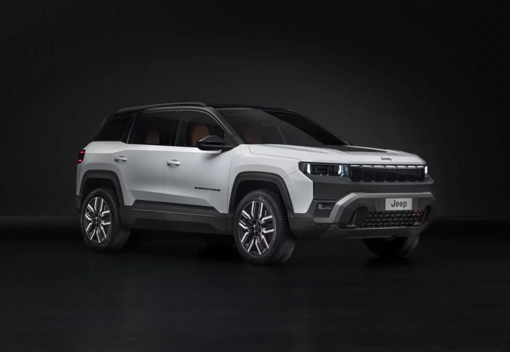 Jeep Compass. Ralph Gilles y Danielle Calonaci
