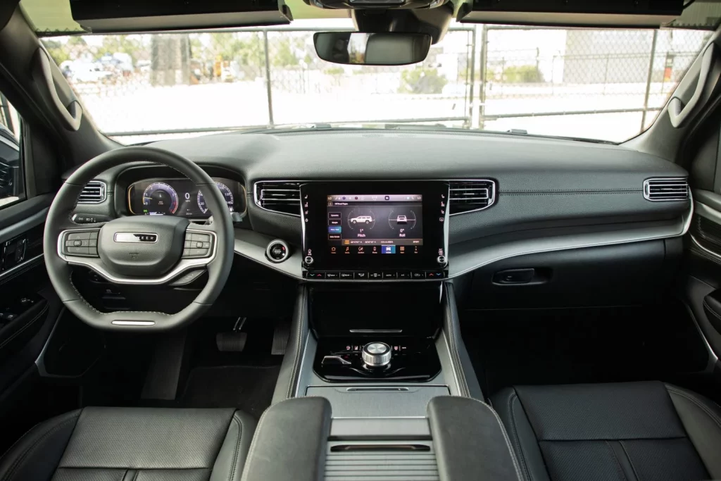 El Jeep Wagoneer COV 2025 es un coche escolta que puedes comprar