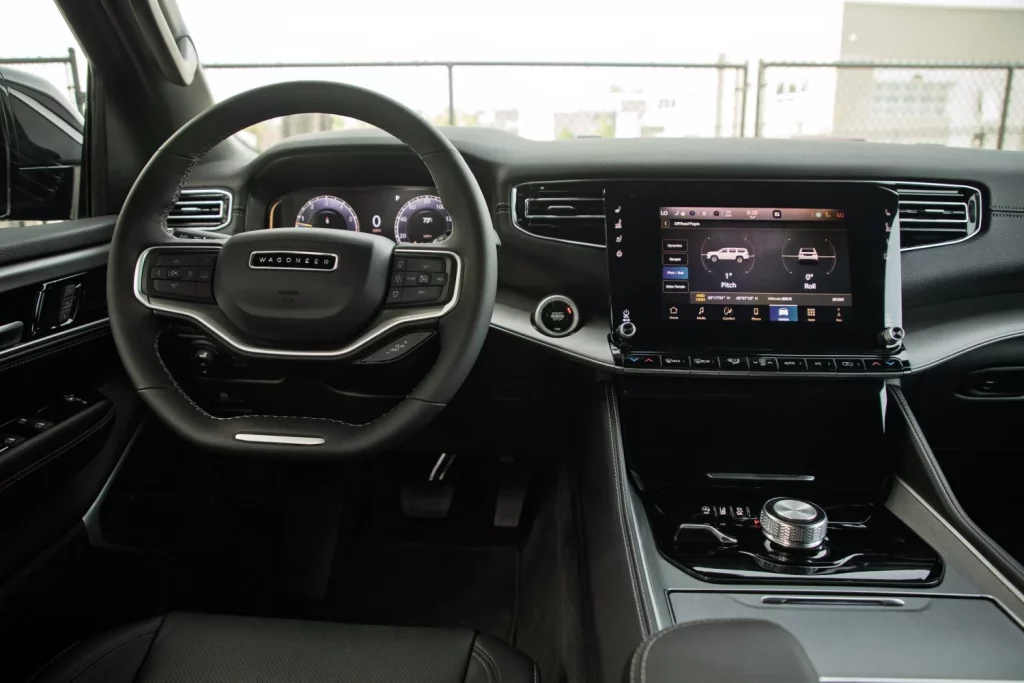 El Jeep Wagoneer COV 2025 es un coche escolta que puedes comprar