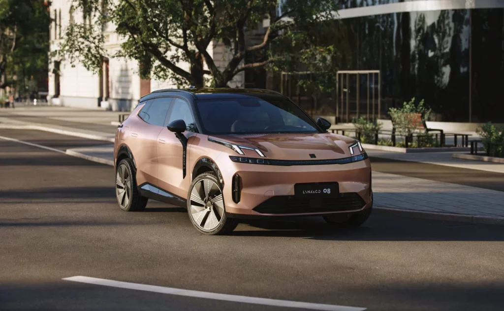 Híbridos enchufables: Los 25 SUV con hasta 200 km de autonomía que tienes a la venta en España 16 Motor16 lynkco081 Motor16