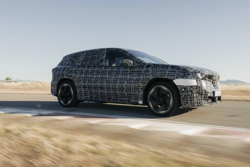 El nuevo BMW iX3 2026 ofrecerá casi 800 kilómetros de autonomía 12 Motor16 El nuevo BMW iX3 2026 ofrecerá casi 800 kilómetros de autonomía