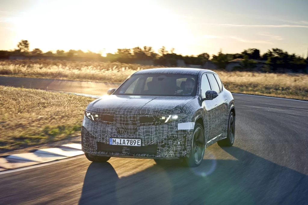 El nuevo BMW iX3 2026 ofrecerá casi 800 kilómetros de autonomía 13 Motor16 El nuevo BMW iX3 2026 ofrecerá casi 800 kilómetros de autonomía