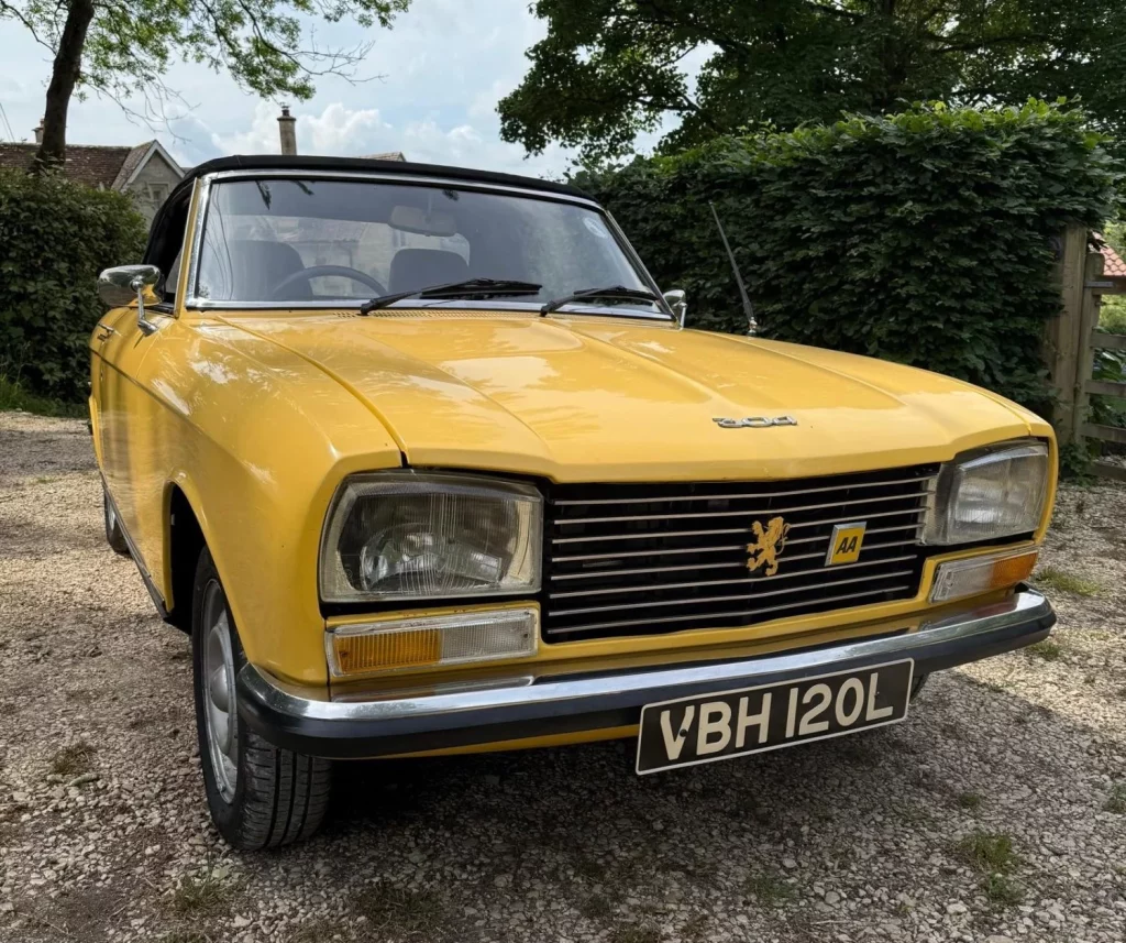 Este Peugeot 304 Cabriolet de 1973 quiere ser tu coche este verano 1 Motor16 Peugeot 304 Cabriolet