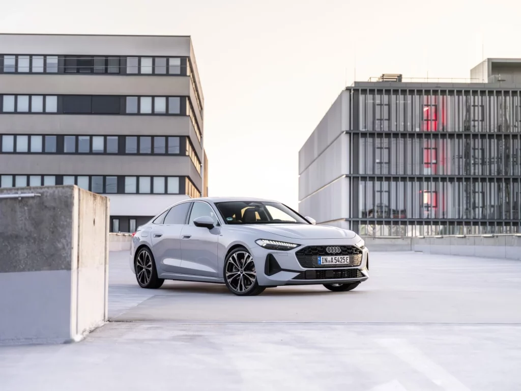 Primera prueba del Audi A5 e-hybrid: Un “eléctrico” que no te dejará colgado 44 Motor16 prueba nuevo audi a5 e hybrid 2025 22 Motor16
