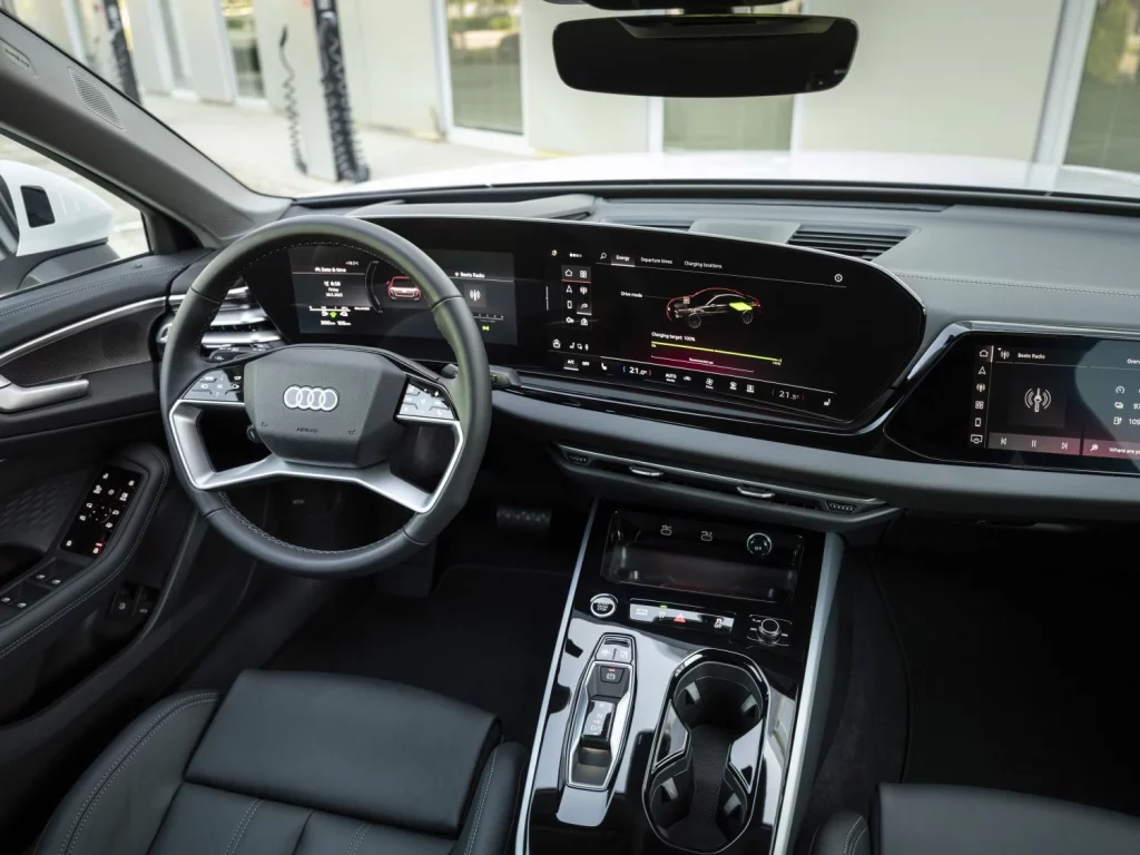 Primera prueba del Audi A5 e-hybrid: Un “eléctrico” que no te dejará colgado 16 Motor16 prueba nuevo audi a5 e hybrid 2025 45 Motor16