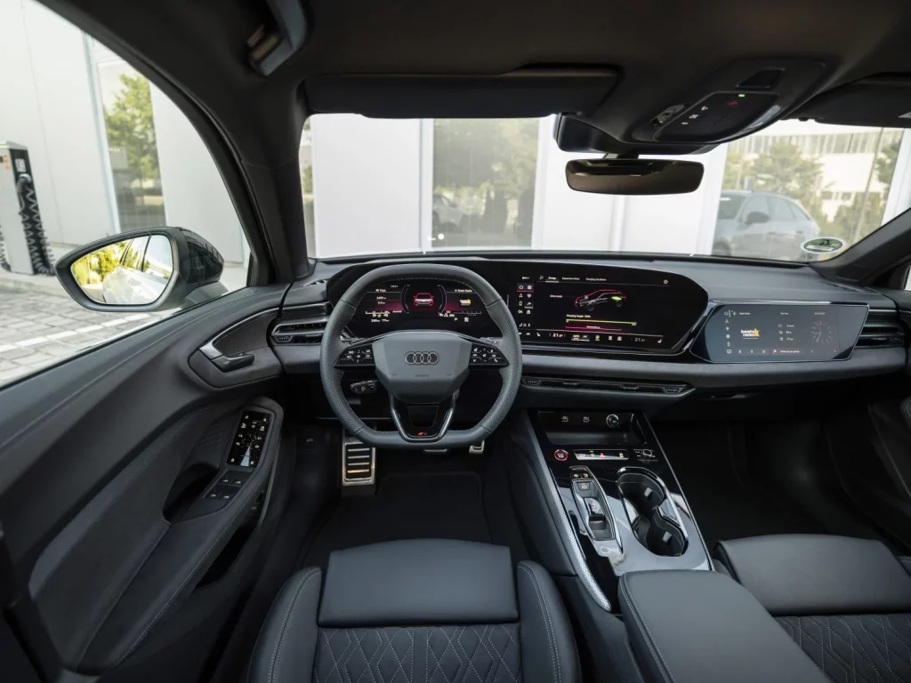 Primera prueba del Audi A5 e-hybrid: Un “eléctrico” que no te dejará colgado 58 Motor16 prueba nuevo audi a5 e hybrid 2025 7 Motor16