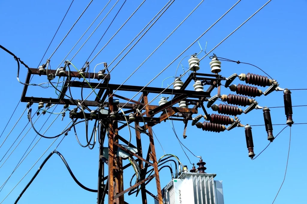 red electrica electricidad luz Pixabay energy 5088276 1280 Motor16