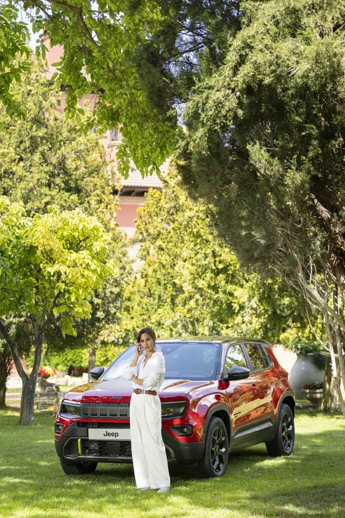La marca de coches en la que confía la actriz Megan Montaner 4 Motor16 05 MeganMontanerJeep Alta 0041 Motor16