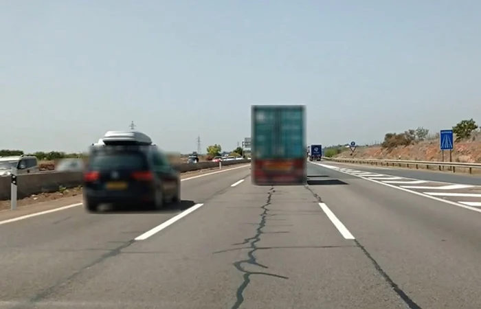 ¿Puedo denunciar una carretera en mal estado? Estos son los pasos para poner la cara colorada a más de un responsable 1 Motor16 carretera mal estado