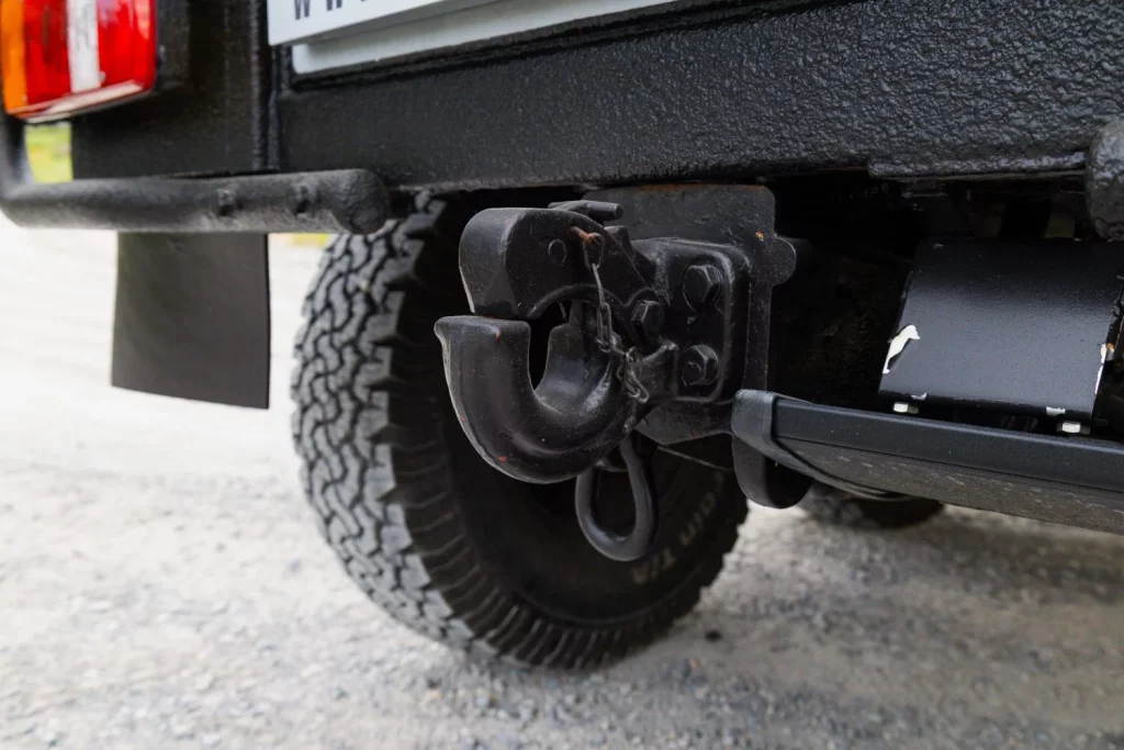 Pinzgauer 718: De todoterreno militar a minibús para fiestas en busca de dueño