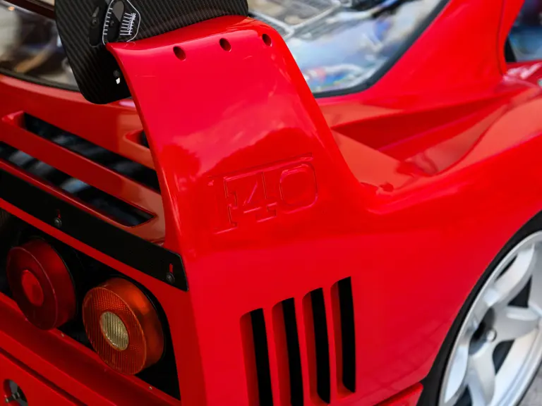 El Ferrari F40 que huele a nuevo récord es el número 14 de los 19 fabricados 25 Motor16 1993 Ferrari F40 LM Michelotto RM Sothebys 22 Motor16