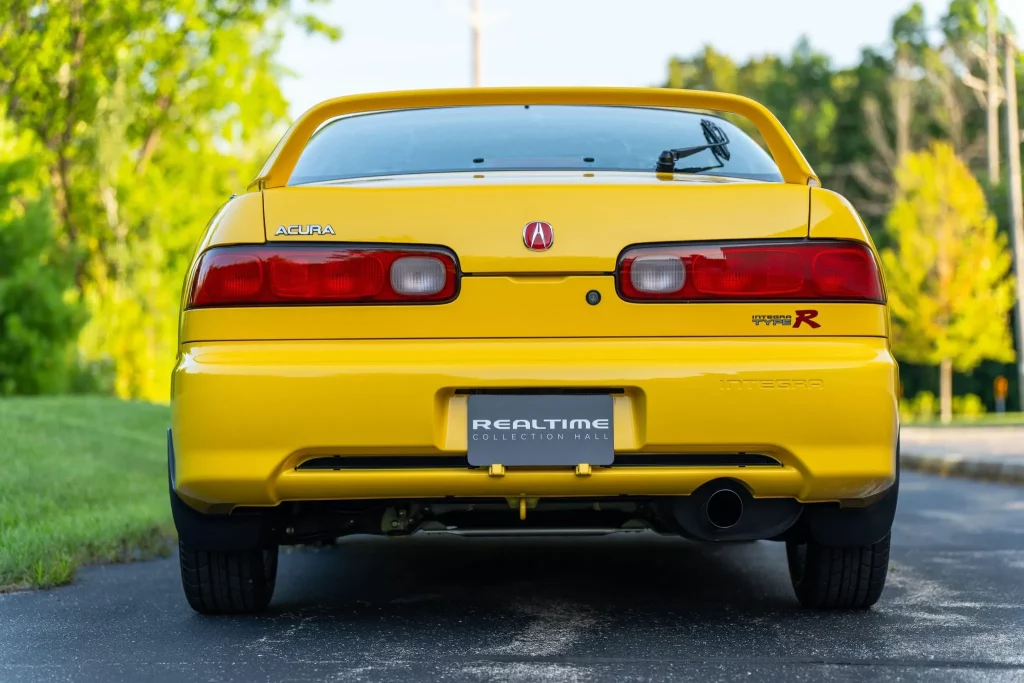 Acura Integra Type R: Ese olvidado que ha costado lo que un Porsche 911 Turbo 6 Motor16 2001 Acura Integra Type R BaT 7 Motor16