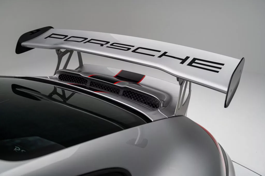 El Santo Grial de los Porsche 911 se pone a la venta por un precio desorbitado 20 Motor16 2011 Porsche 911 GT3 RS 4.0 Graham 22 Motor16